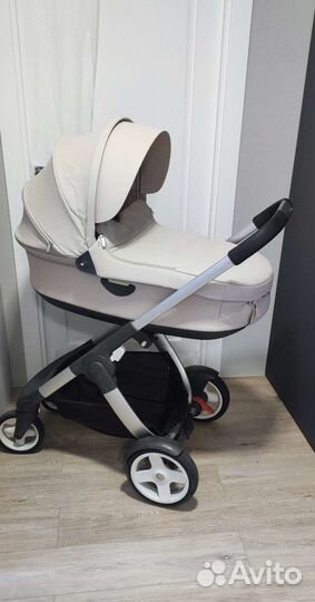 Коляска Stokke