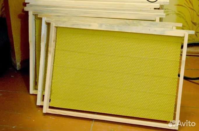 Рамка Дадан, рут., с вощиной. Из сосны