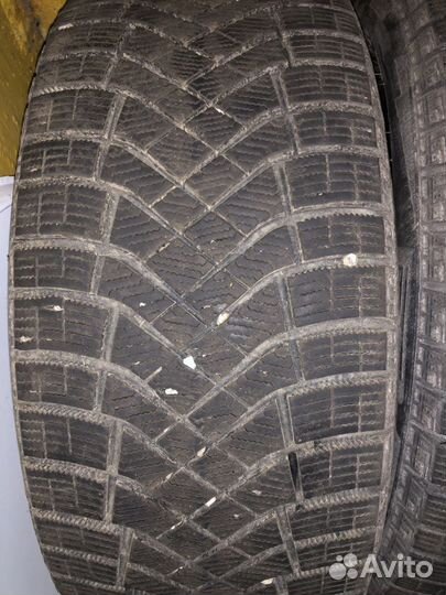 Pirelli Ice Zero FR 225/45 R17