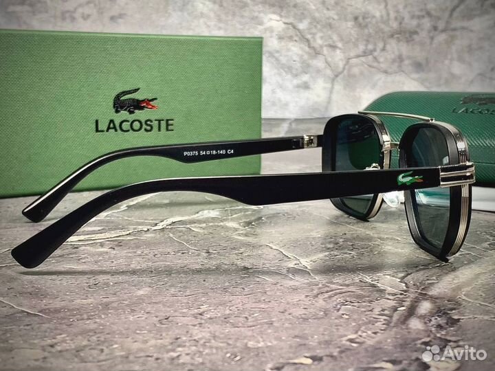 Очки Lacoste классические