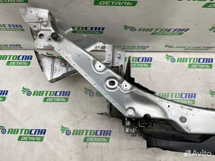 Телевизор панель радиаторов передний Jaguar Xf