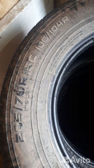 Nokian Tyres Hakka C2 205/70 R16C 106R