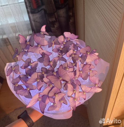 Букетик из бабочек 51 бабочка,с гирляндой