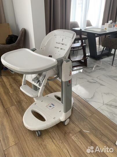 Стульчик для кормления peg perego tatamia б/у