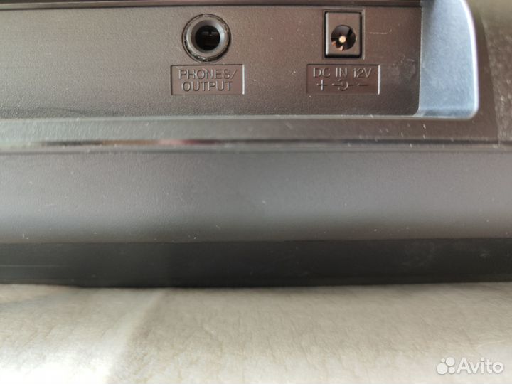 Синтезатор Yamaha PSR-R200