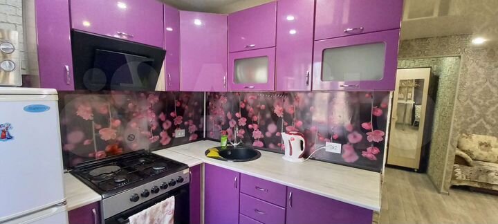 2-к. квартира, 43 м², 1/4 эт.