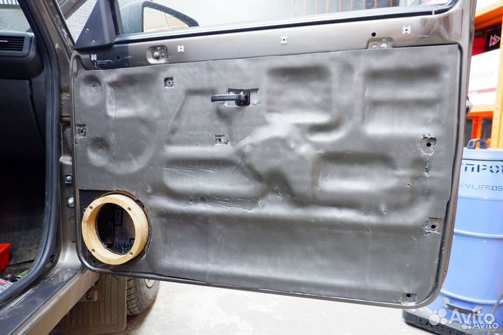 Тепло-звукоизоляционный материал Practik Base 4