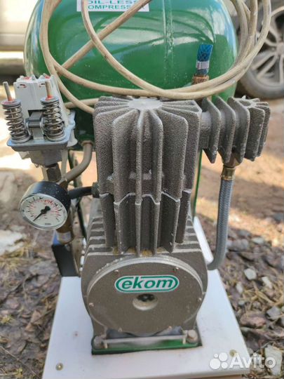 Воздушный компрессор Ekom dk50 10 S