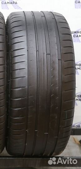Michelin Pilot Sport 4 235/40 R19 96Y