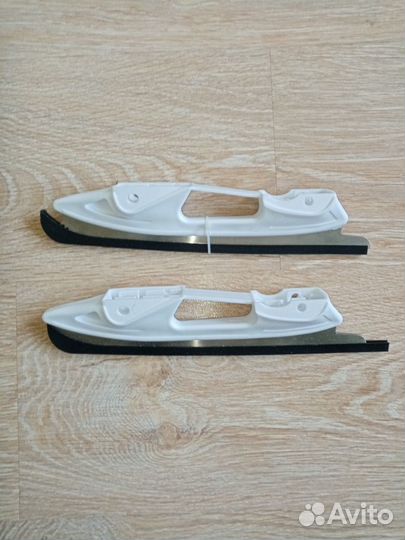 Коньки раздвижные MaxCity с комплектом защиты