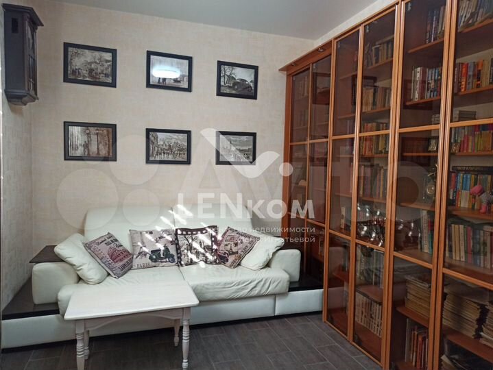 Коттедж 238 м² на участке 17,4 сот.