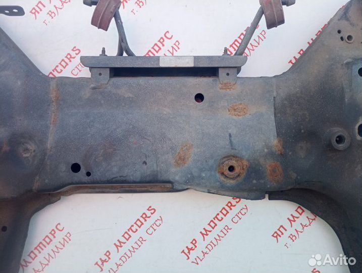 Подрамник двигателя Volvo V70 B4164T 2010