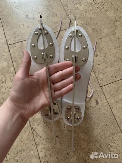 Коньки фигурные