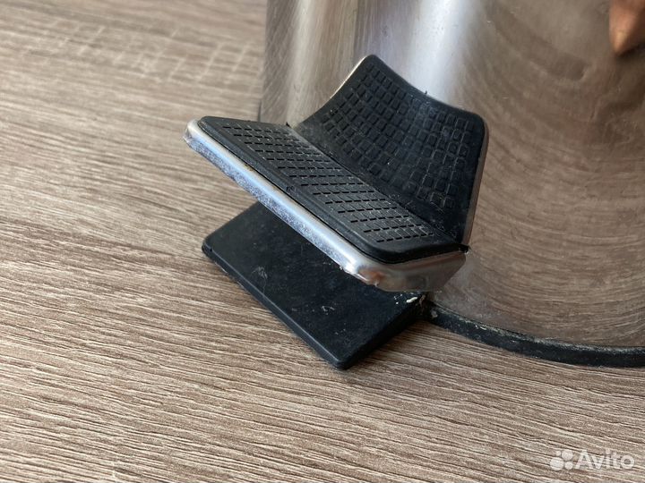 Мусорное ведро с педалью 3 л