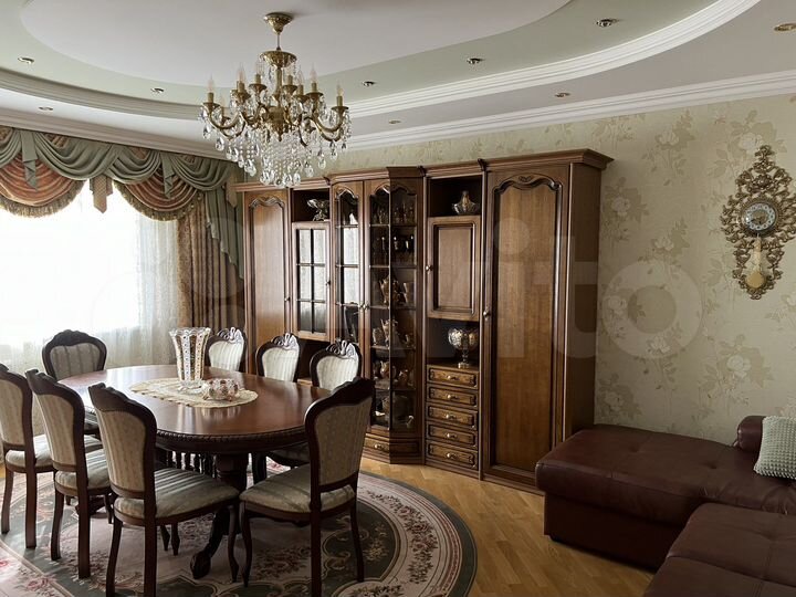 3-к. квартира, 97,2 м², 7/10 эт.