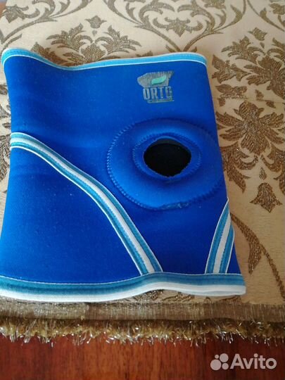 На коленный сустав