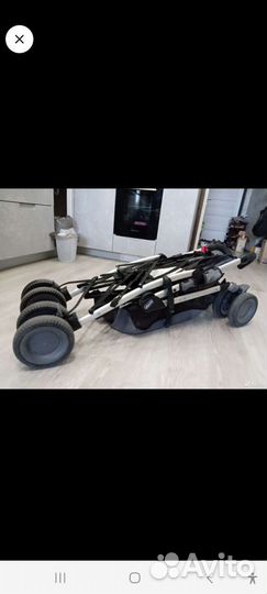 Коляска детская складная Chicco