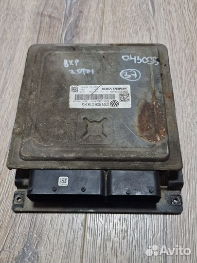 Блок управления двигателя (эбу) VW Passat B6