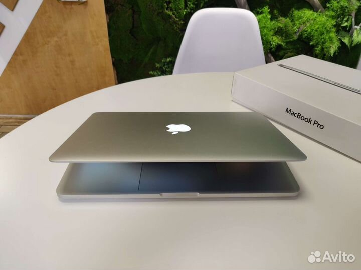 Macbook Pro 13 retina / i5 / ssd