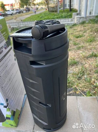 Блютуз колонка с радио