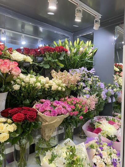 Букеты из свежих цветов