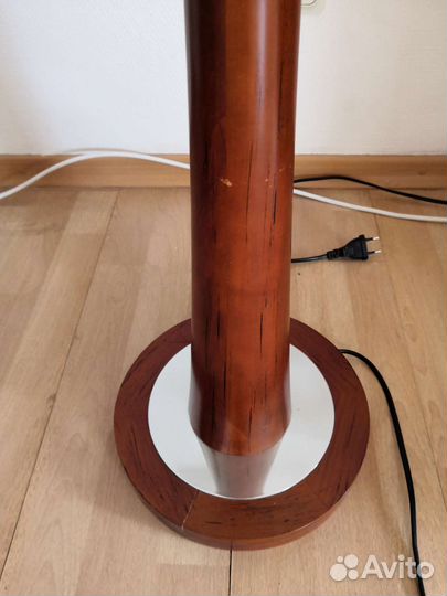 Торшер напольный с абажуром