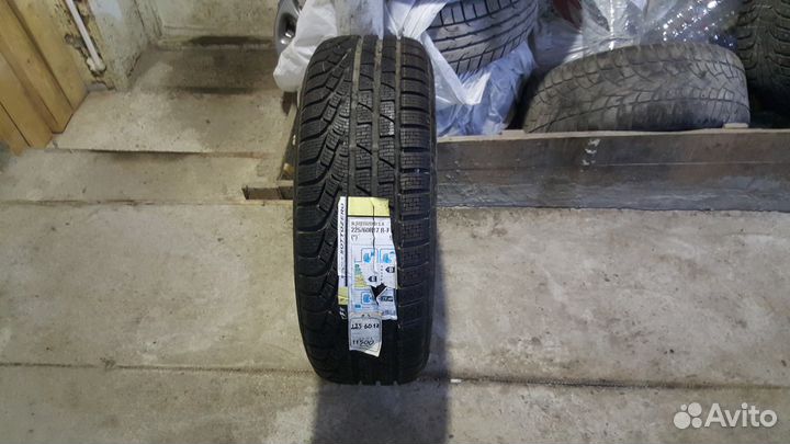 Pirelli Winter Sottozero 210 Serie II 225/60 R17