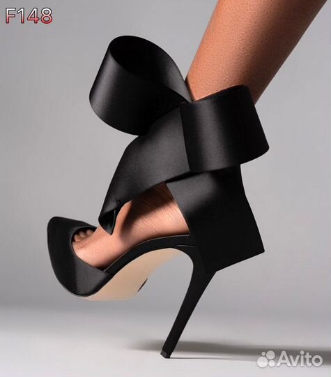 Туфли в стиле Versace