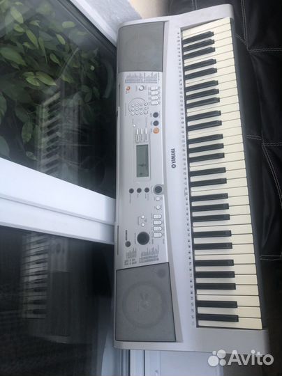 Синтезатор yamaha PSR E313