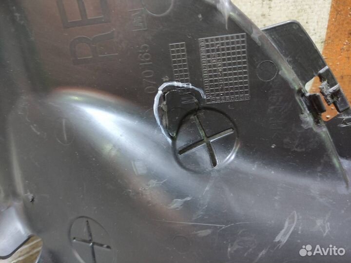 Дефлектор воздушный правый Mercedes Glc-Class X253