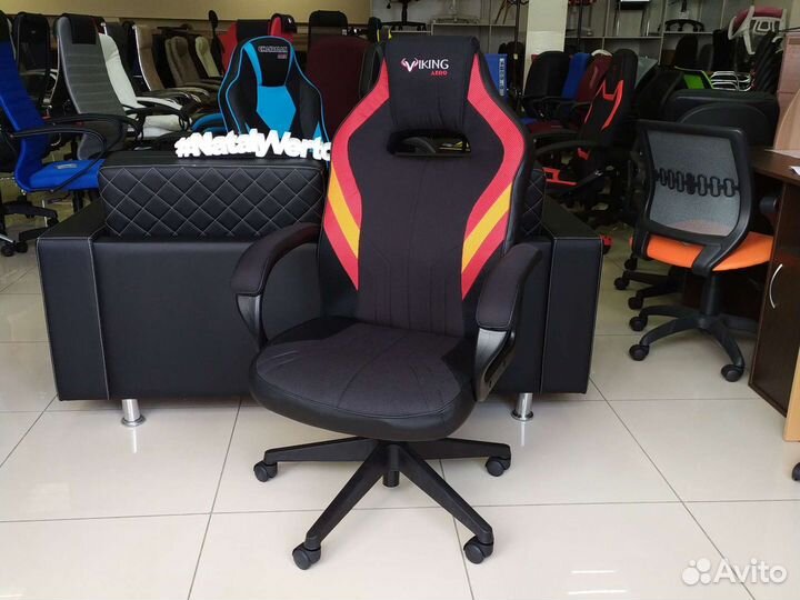 Компьютерное игровое кресло Zombie-3 Аэро