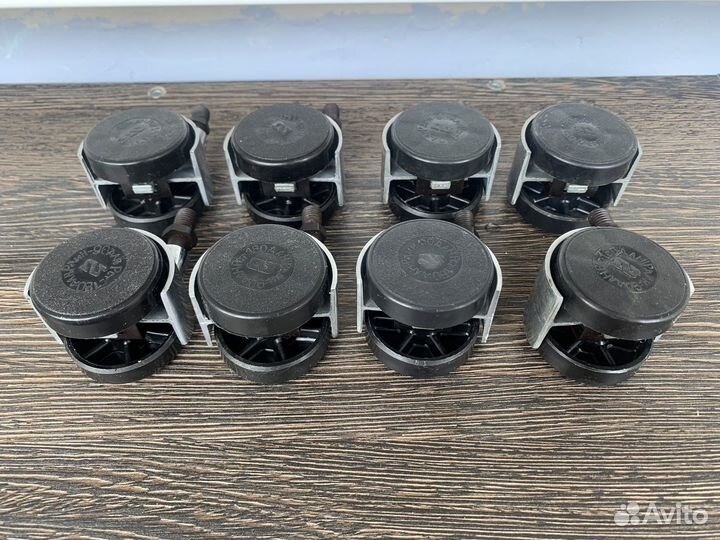 Ножки мебельные с колесами