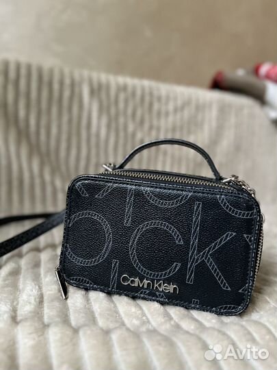 Сумка Calvin Klein женская