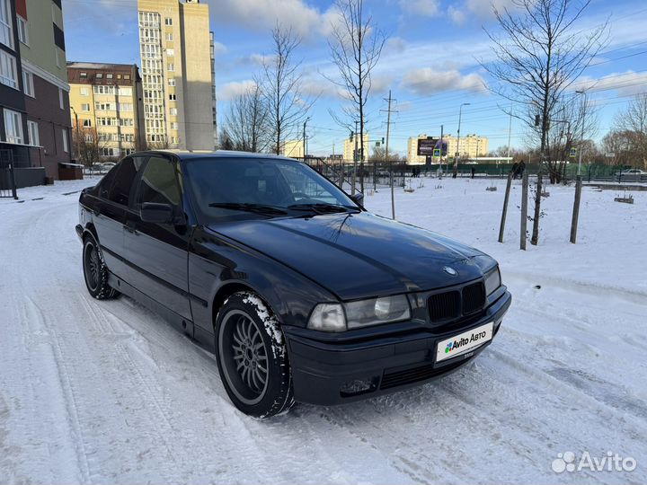 BMW 3 серия 1.8 AT, 1993, 380 000 км
