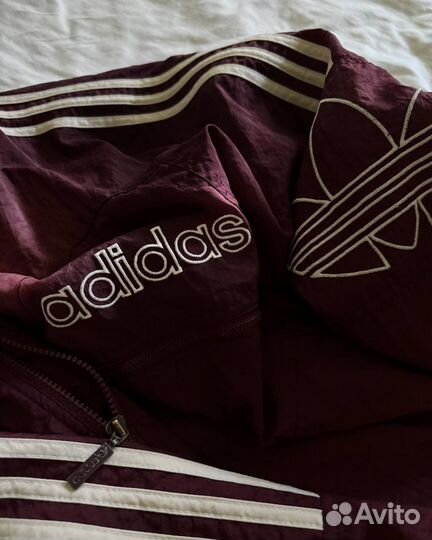 Adidas куртка бомбер