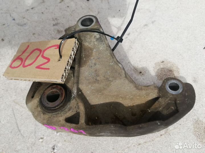 Опора кпп Mazda 3