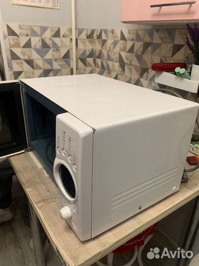 Микроволновка с грилем