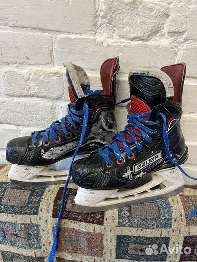 Хоккейные коньки bauer x 800