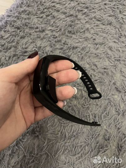 Фитнес браслет