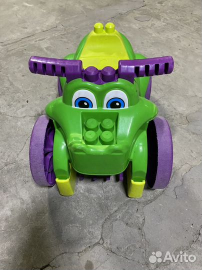 Детская машинка толокар