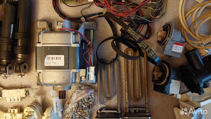 Запчасти для стиральных машины Ariston