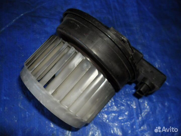 Мотор печки Toyota Passo KGC15