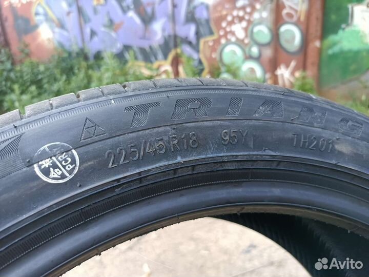 Triangle Sports TH201 225/45 R18 и 245/40 R18