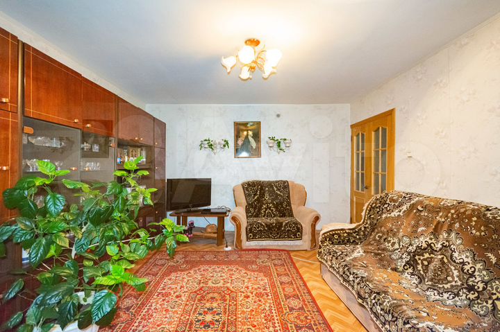 2-к. квартира, 53 м², 3/5 эт.