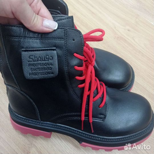 Ботинки 39; 41