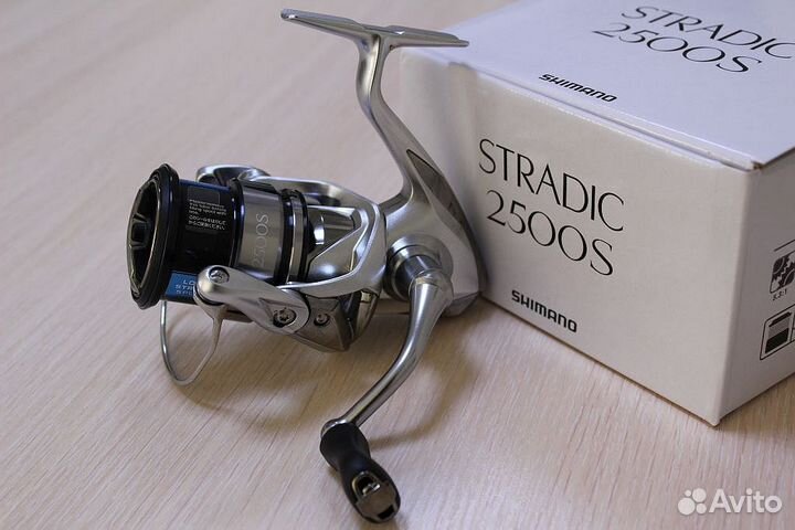 Shimano 19 Stradic 1000, 2000, 2500, 3000, 4000