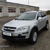 Chevrolet Captiva 2.4 AT, 2010, 202 000 км, с пробегом, цена 1 100 000 руб.