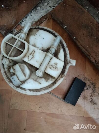 Бензонасос в сборе