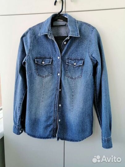 Джинсовая рубашка