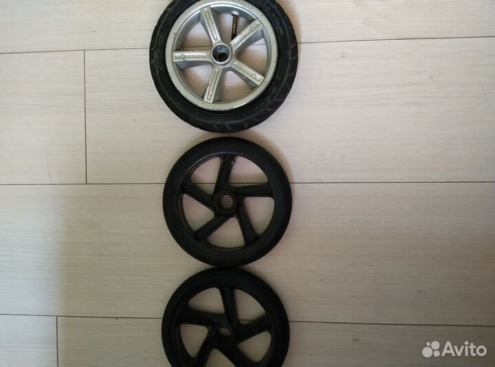 Запчасти,детали на самокаты,ролики,скейты